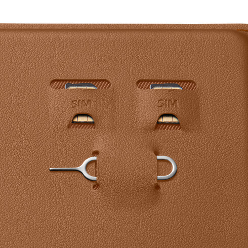 Универсальный держатель для паспорта Spigen