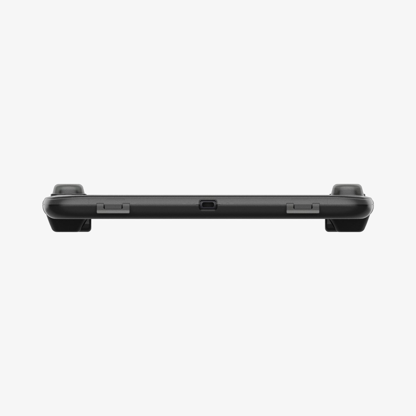 USB-C charging opening on Spigen Thin Fit 360 case