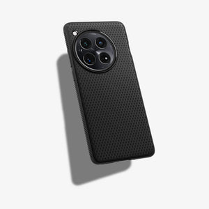 Raised camera border on Spigen OnePlus 12 Liquid Air case