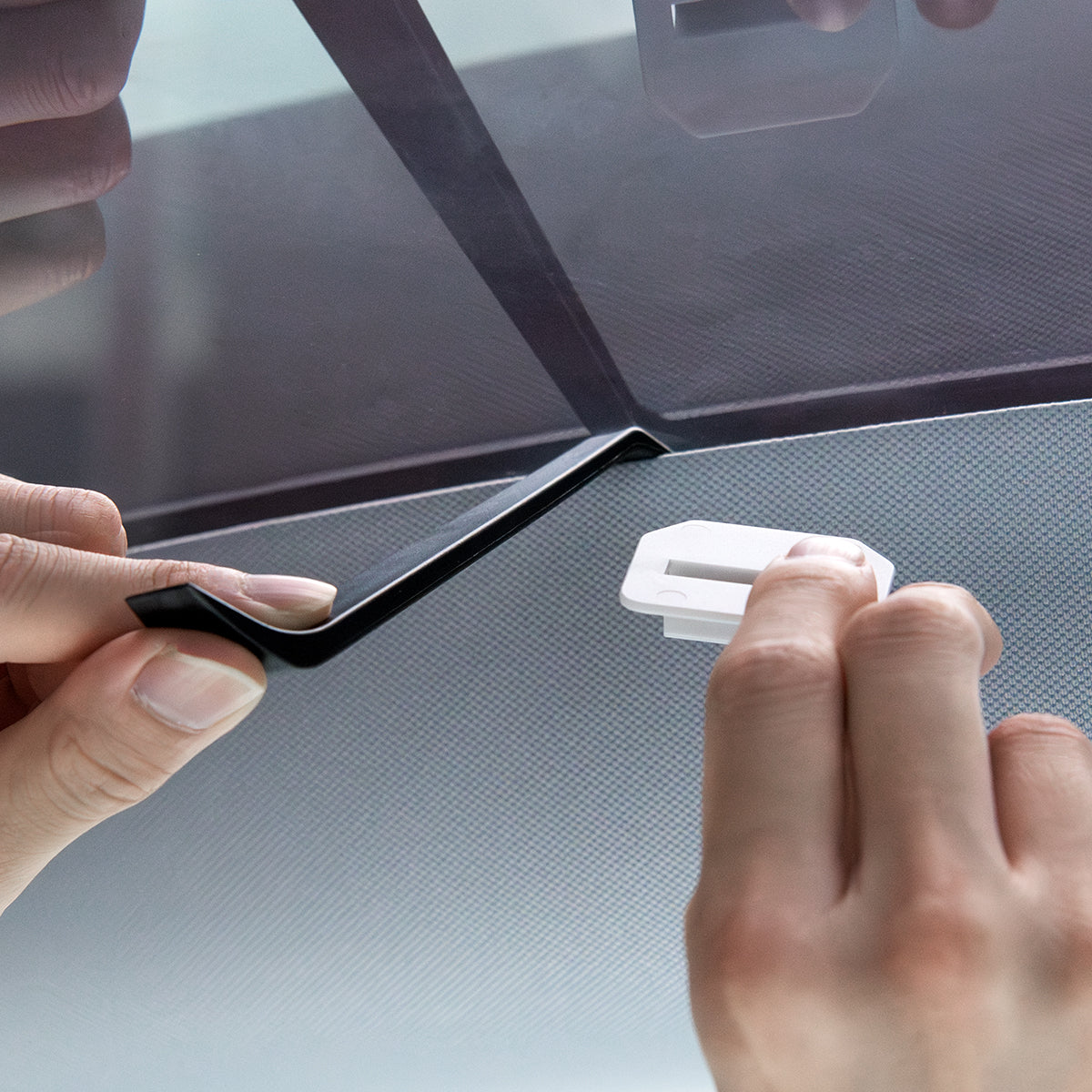Spigen TO261YJ Tesla Model Y Juniper CryoShade feature and installation view 3