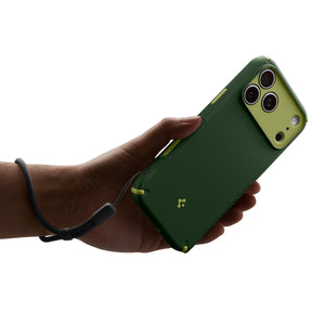 Spigen iPhone 18 Pro Nano Pop Hybrid (MagFit) - Avo Green - case detail 16